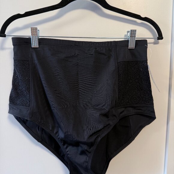 Torrid Black Crochet Detail Swim Bottom Size L/12 - Picture 4 of 7